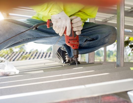 Benefits of Hiring Commercial Roofing Contractors