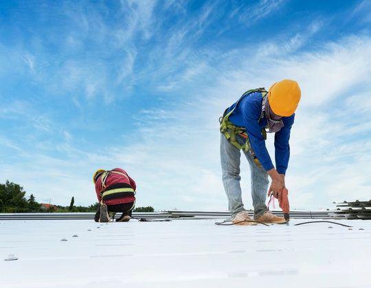 Contractors For Commercial Roofing in Los Angeles, CA